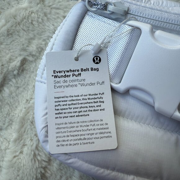 Lululemon Everywhere Belt Bag — White Wunder Puff (1L) - Picture 3 of 6